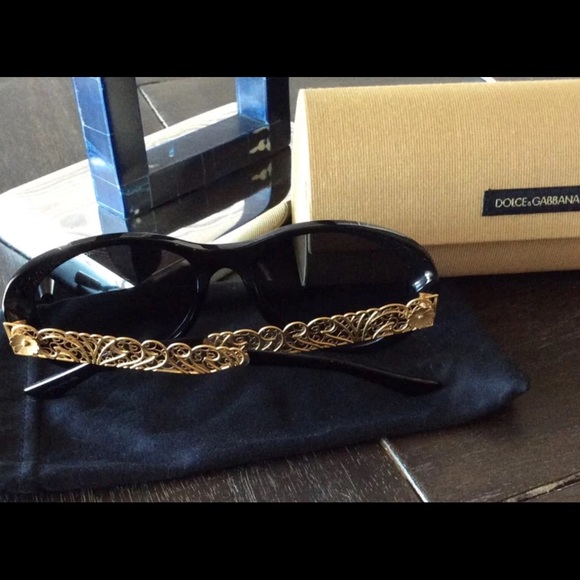 Dolce and Gabbana Polarized Sunglasses 🕶 - Picture 6 of 6